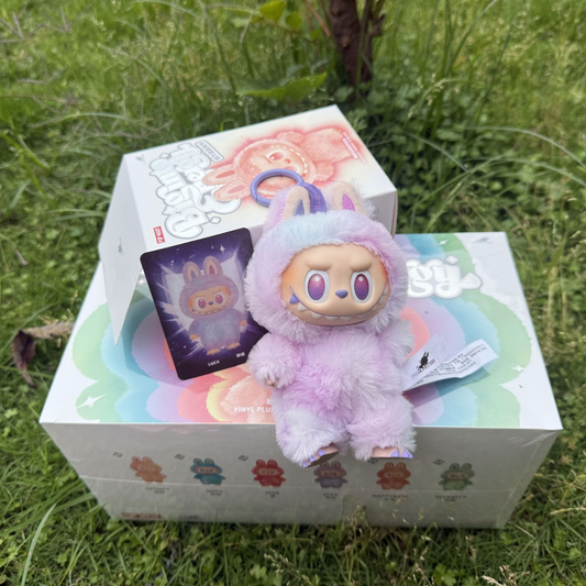 Labubu™ | Pliušinis pakabukas iš serijos “Big Into Energy”