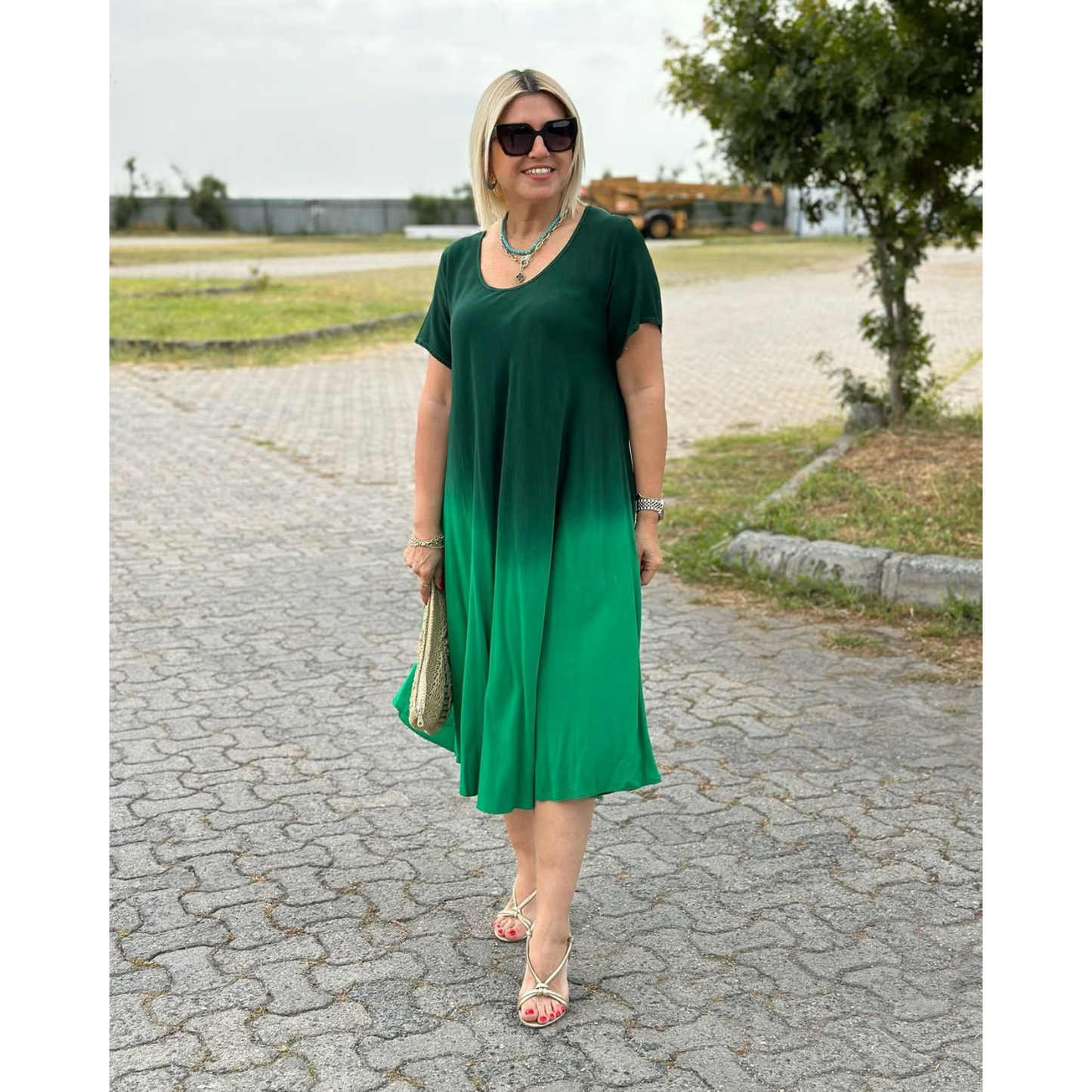 Moteriška ombre stiliaus suknelė