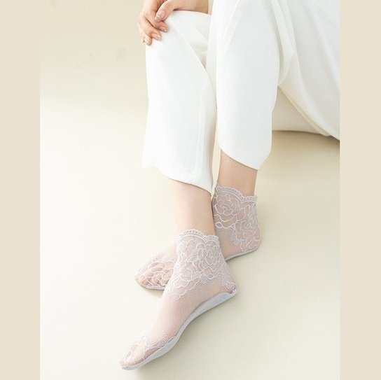 Prabangios Nėriniuotos kojinės (3 poros)