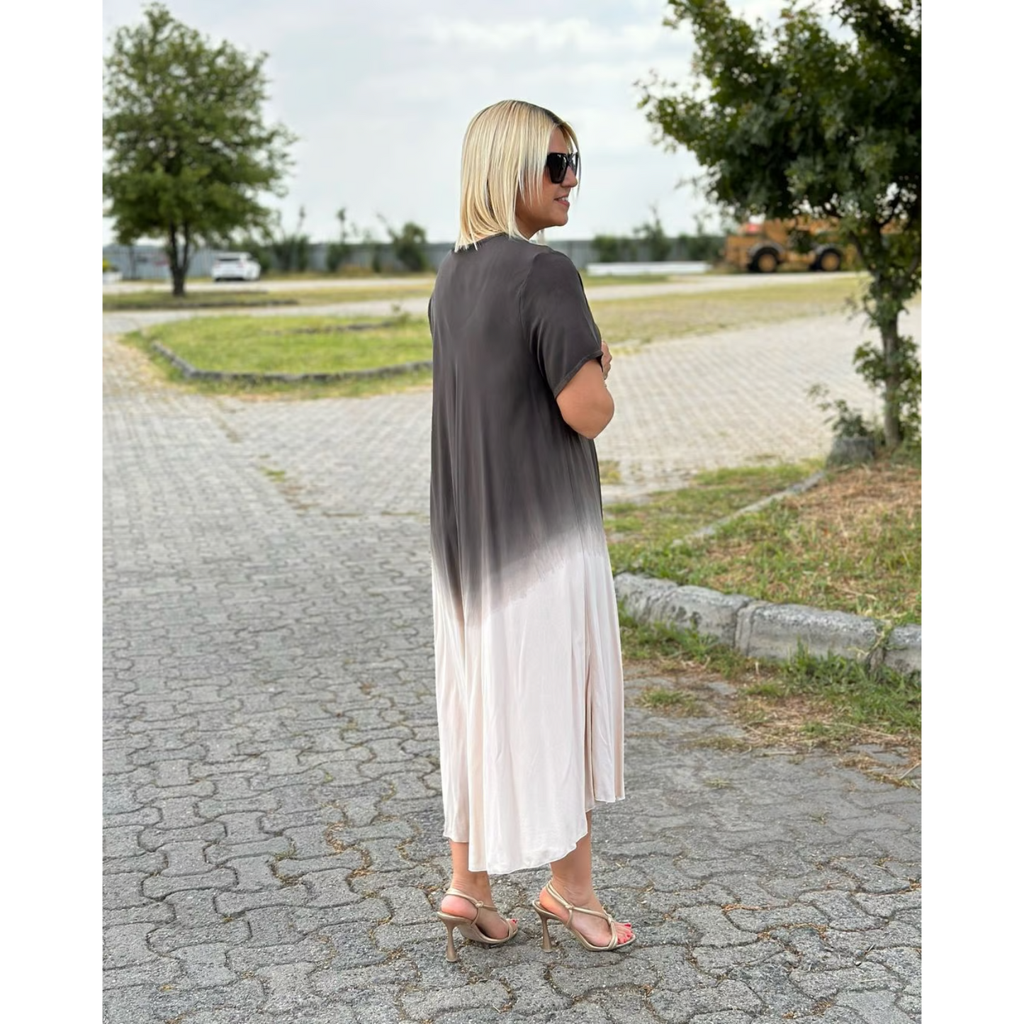 Moteriška ombre stiliaus suknelė