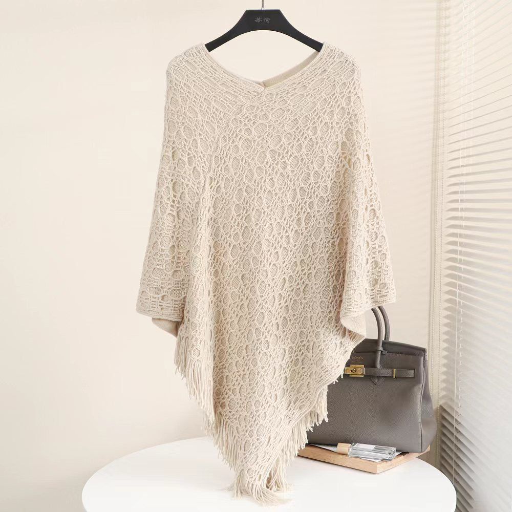 Moteriška nėriniuota skraistė - pončas