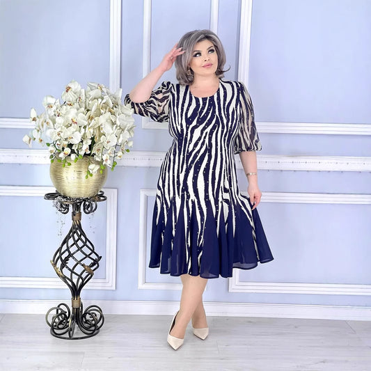 Klostuota laisva suknelė