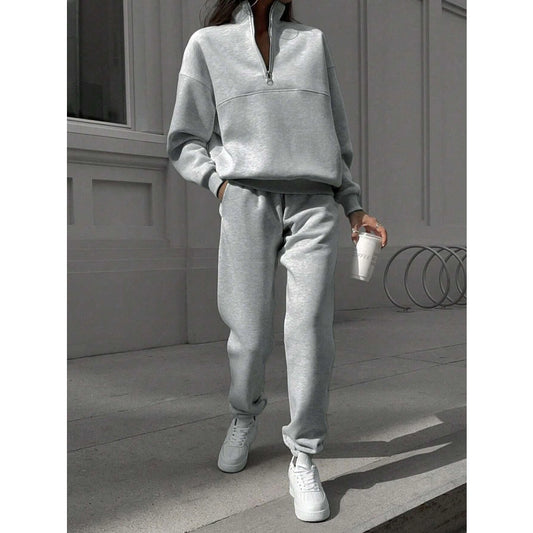 Šiltas kvėpuojantis dviejų dalių kostiumėlis