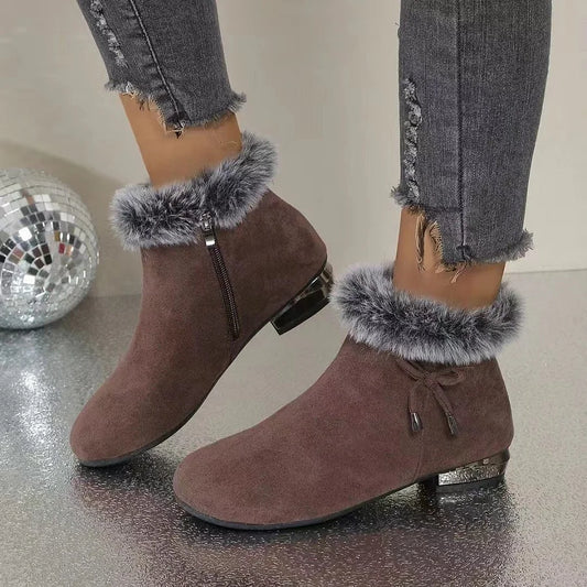 Stilingi odiniai aulinukai su kailiuku