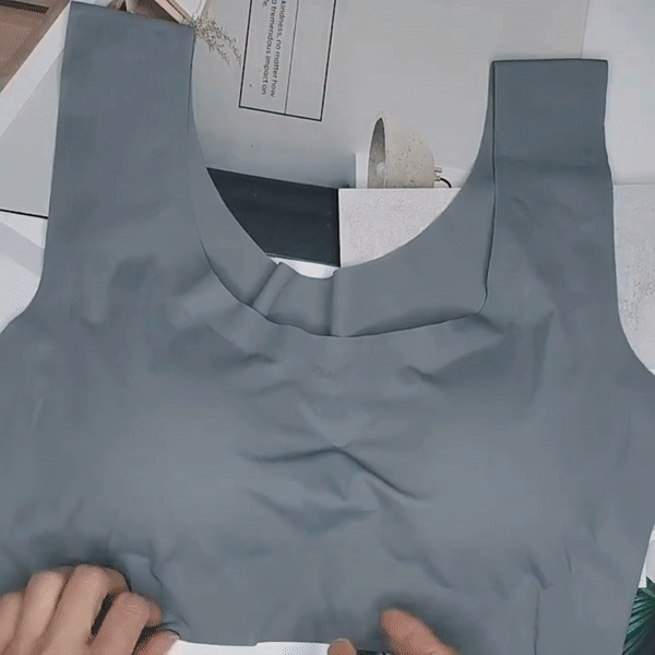 Besiūlė liemenėlė