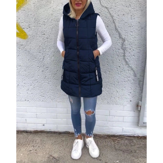 Moteriška ilga pašiltinta liemenė su kapišonu