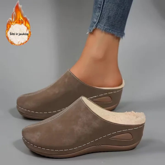 Moteriški, šilti įsispiriami mokasinai su polarine vilna