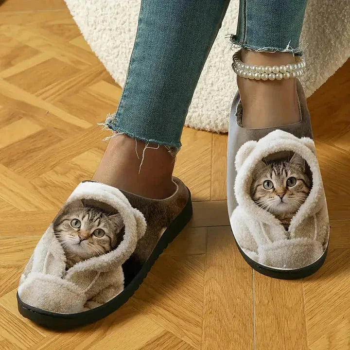 Šiltos įsispiriamos šlepetės su 3D kate