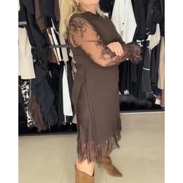 Elegantiška moteriška suknelė su nėrinių detalėmis