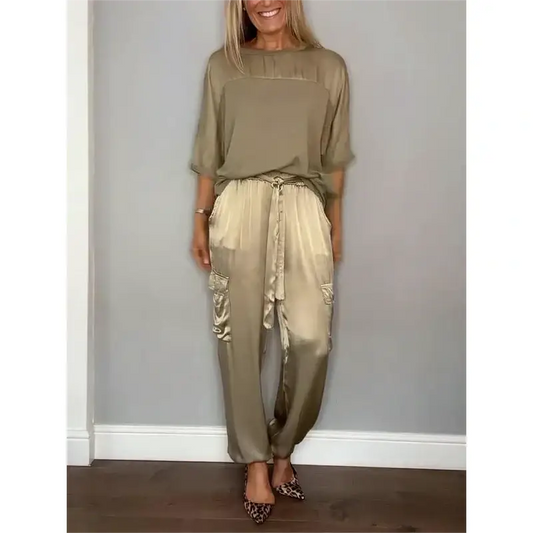 Satininis dviejų dalių kostiumėlis