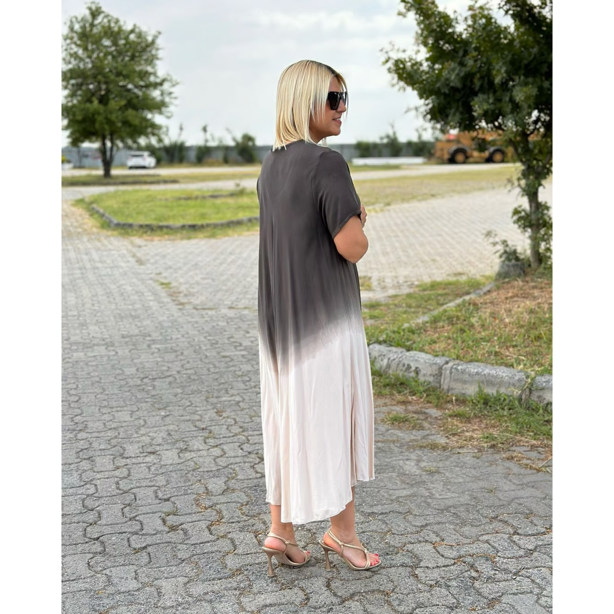 Moteriška ombre stiliaus suknelė