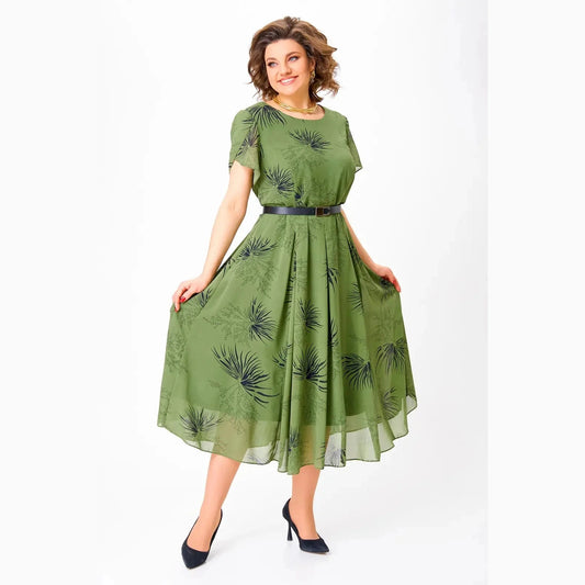 Klostuota šifono suknelė su dirželiu