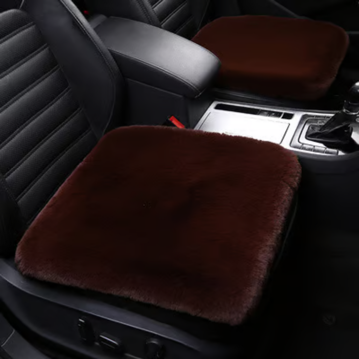 Šiltas automobilio sėdynės užvalkalas