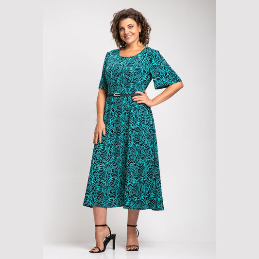 Raštuota suknelė su dirželiu