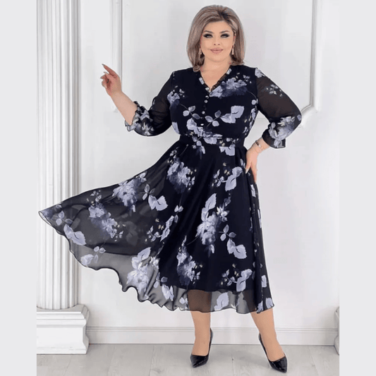 Klostuota vakarinė šifono suknelė su dirželiu