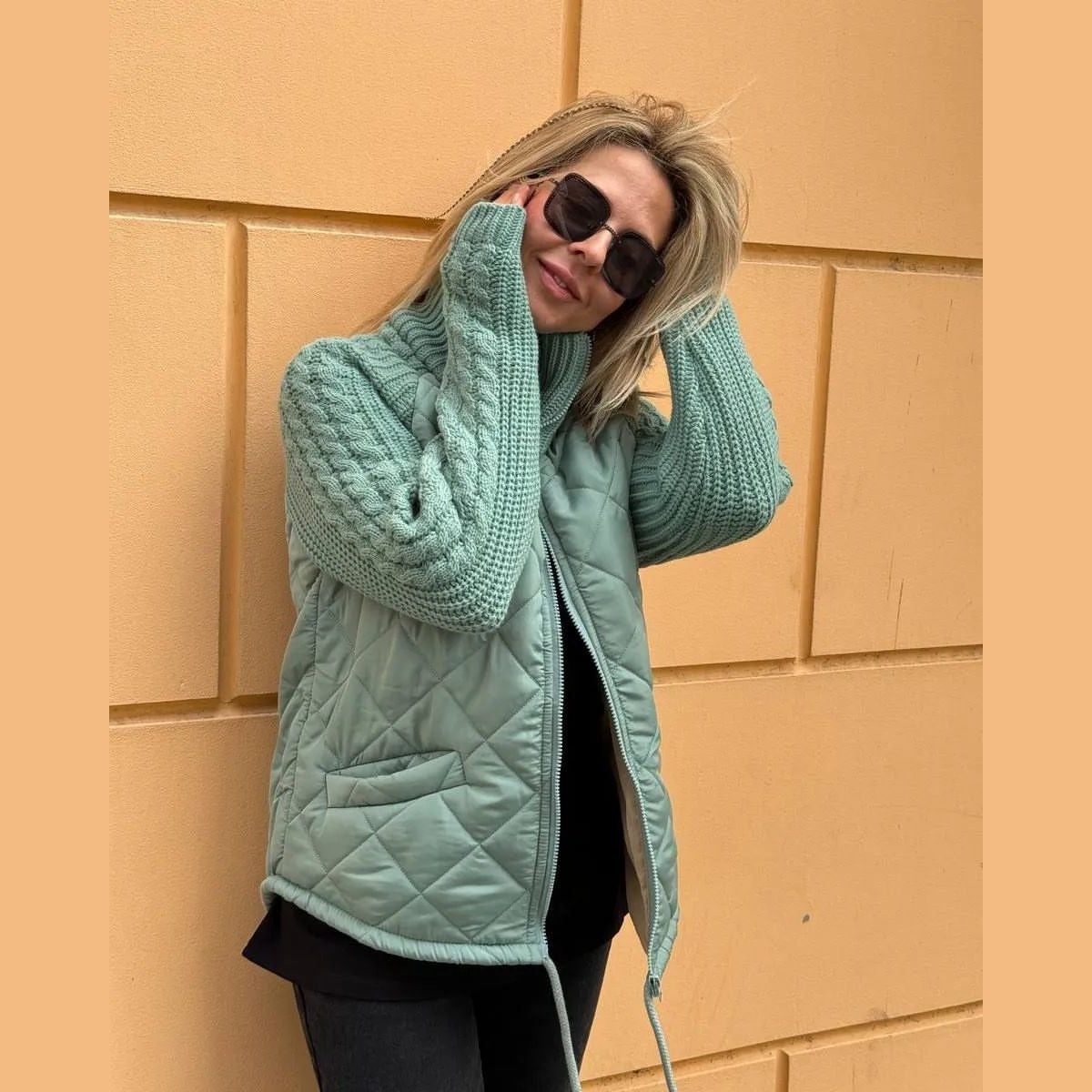 Lusso™ | Moteriška striukė megztomis rankovėmis
