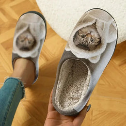 Šiltos įsispiriamos šlepetės su 3D kate